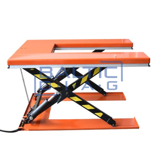 U-shaped scissor lift table