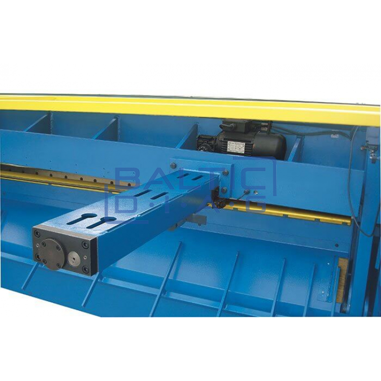 Metalo kirpimo giljotina, Knuth KTM B 1304 NC