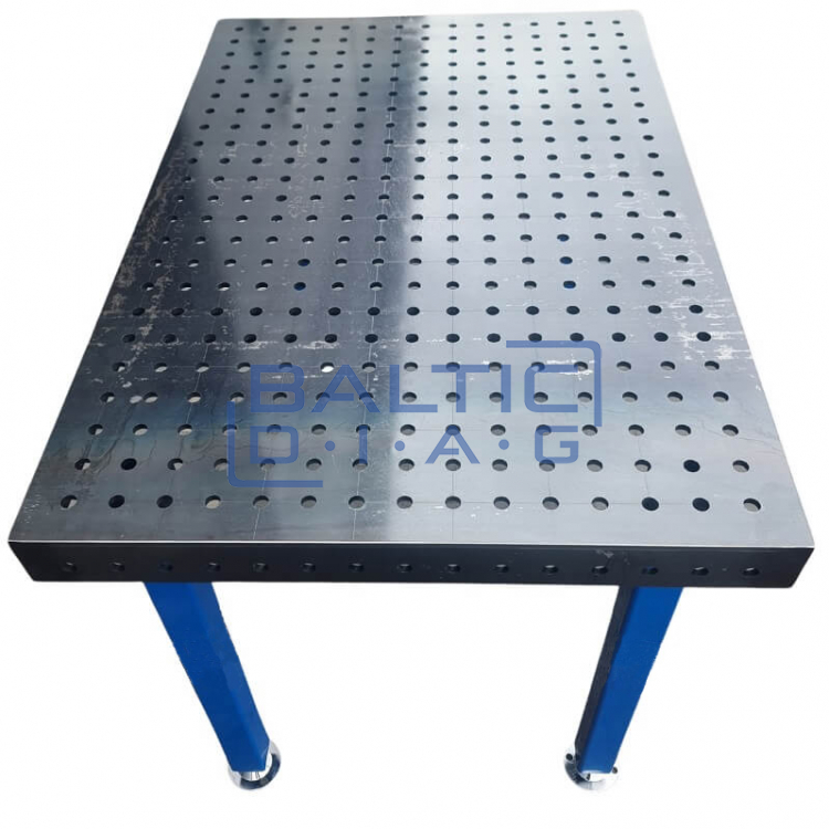 Traditional welding tables, 15 mm thick table top