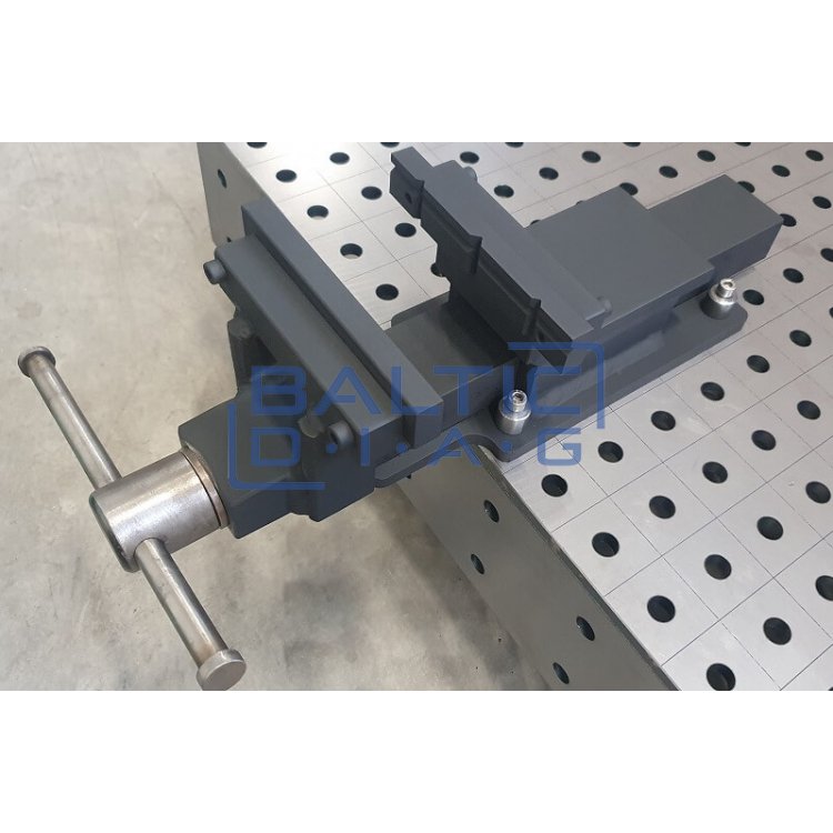 Accessories for welding tables