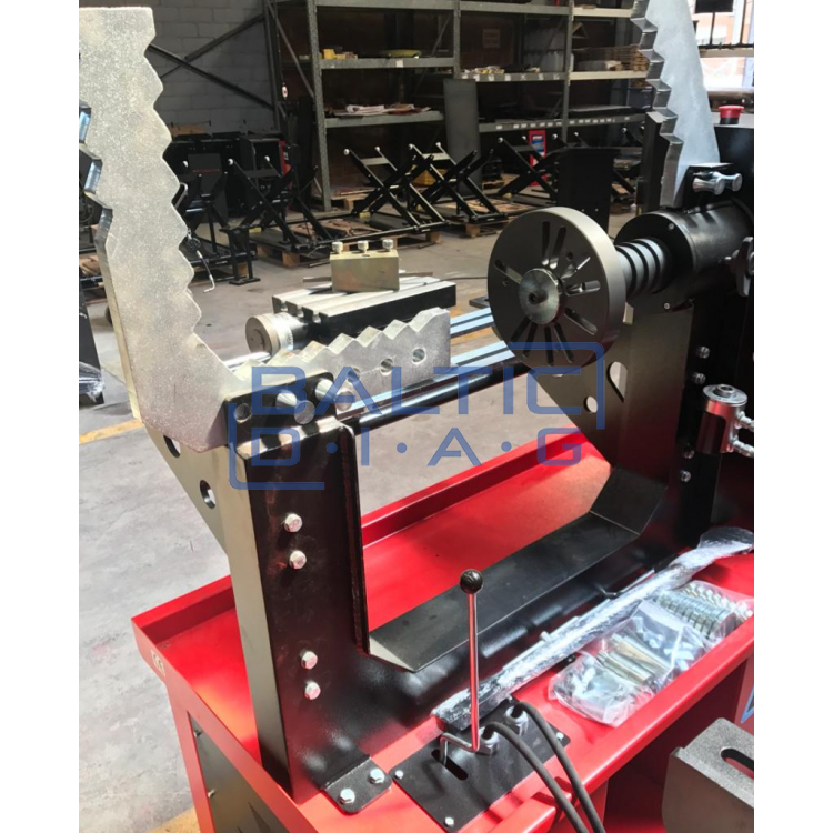 Rim straightening machine with lathe RS 28