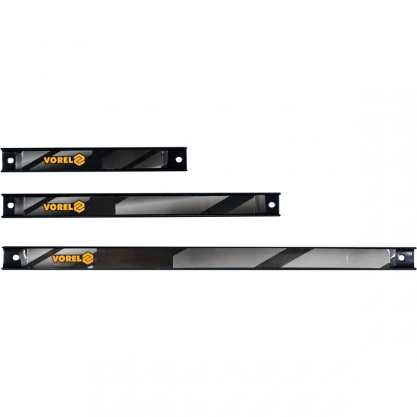 Set of magnetic holders for tools