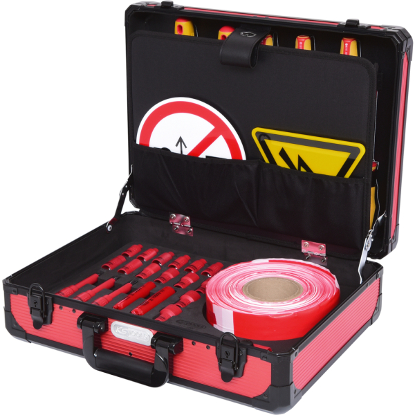 Insulated tool kit for hybrid tr. vehicles and electric vehicles