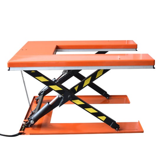 U-shaped scissor lift table